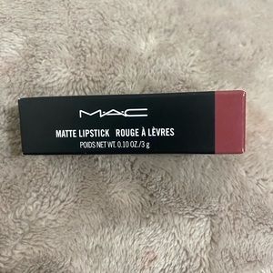 M.A.C lipstick ~ Mehr~